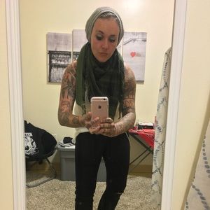 Meet your Posher, Christine